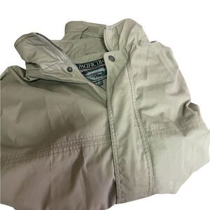 Pacific Trail by London Fog Men's Lined  Tan jacket snaps and zips 4X like new